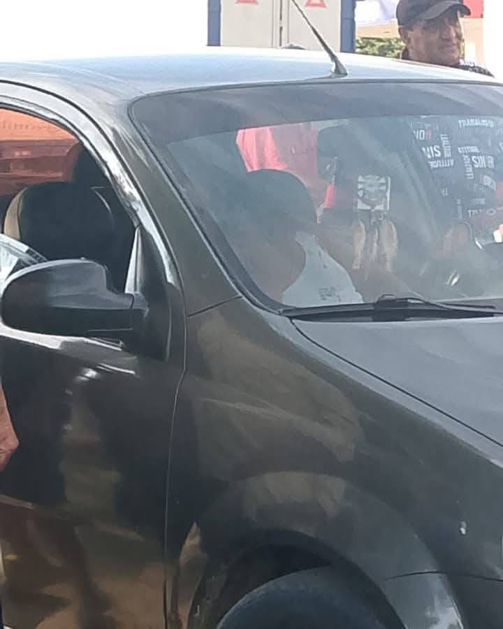 JOVEN FUE ASESINADO DENTRO DE SU VEHÍCULO EN EL CANTÓN JIPIJAPA