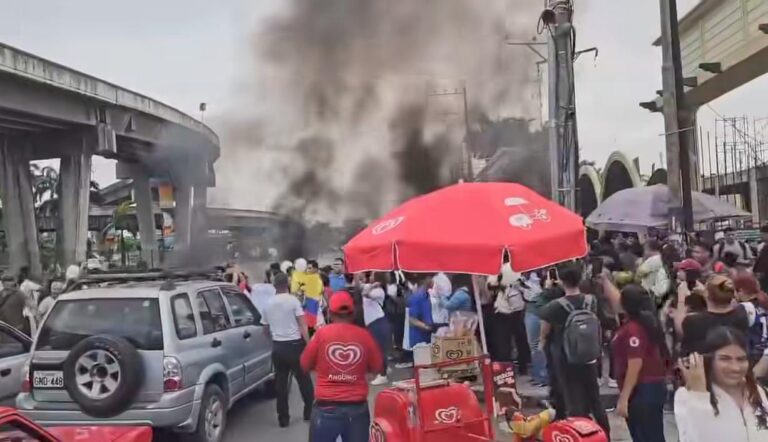 PROTESTAS EN LA UNIVERSIDAD AGRARIA DEL ECUADOR